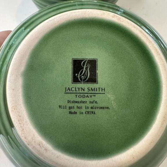 Jaclyn Smith Today Series Green Pattern Salad Plates Set of 2 - Picture 7 of 9